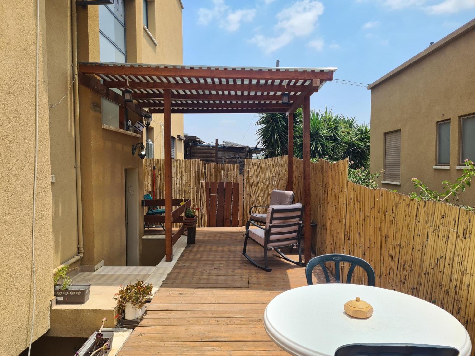 בין הר למעיין Apartment Kfar Tavor ภายนอก รูปภาพ